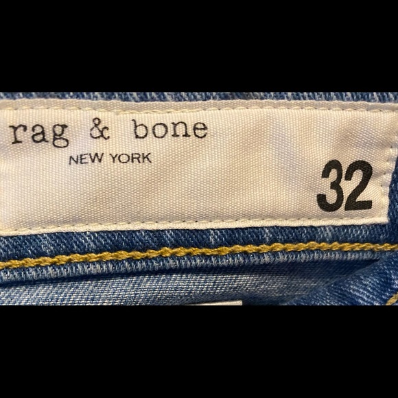 Rag & Bone Crop Boyfriend Jeans.. SZ 32. - Picture 4 of 6